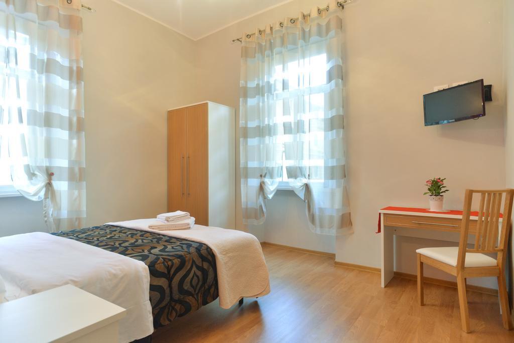 Trani B&T Rooms Roma Ngoại thất bức ảnh