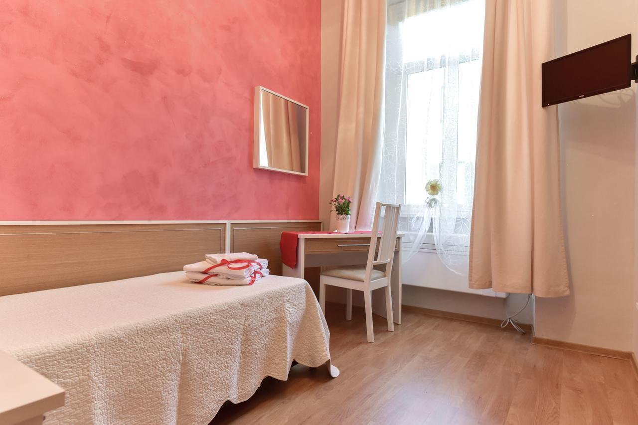 Trani B&T Rooms Roma Ngoại thất bức ảnh
