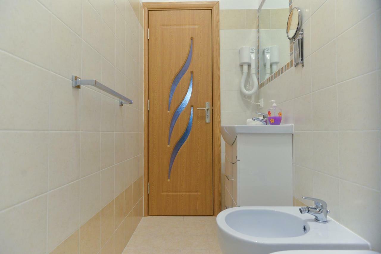 Trani B&T Rooms Roma Ngoại thất bức ảnh